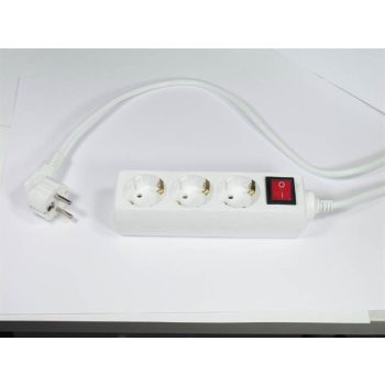   Elosztósor, 3 csatlakozóaljzat, 3 m kábelhosszúság, kapcsolóval