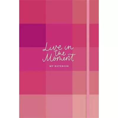 Jegyzetfüzet, A5, vonalas, sima, pontrácsos, 96 lap, keményfedeles, SHKOLYARYK "Live in the moment", vegyes minta 1 db